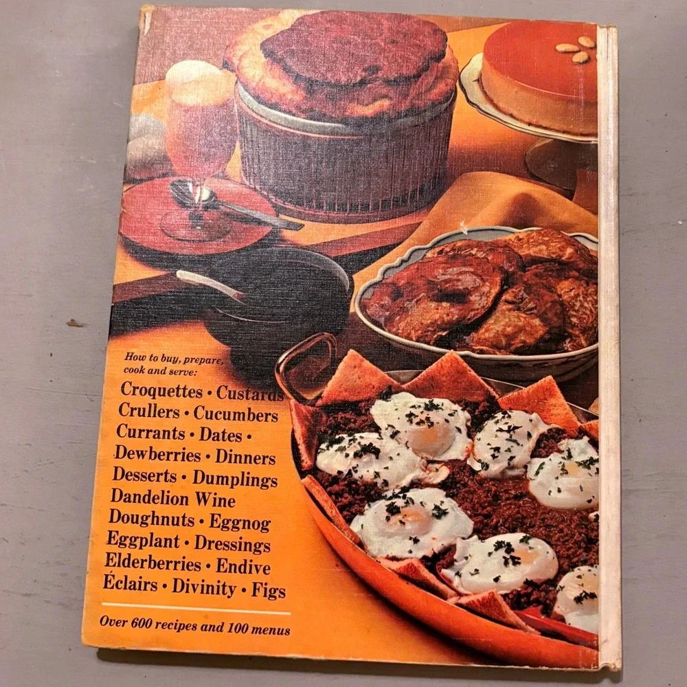 Vtg 1966 Womans Day Encyclopedia of Cookery‎ Vol 4 MCM Retro Kitchen Decor Prop